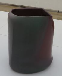 工芸美術《黎 紅》叶 道夫